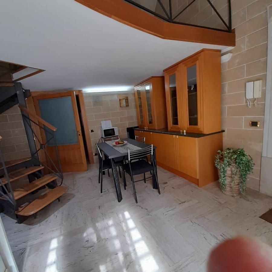 La Casa Del Sole Apartment Бари Екстериор снимка